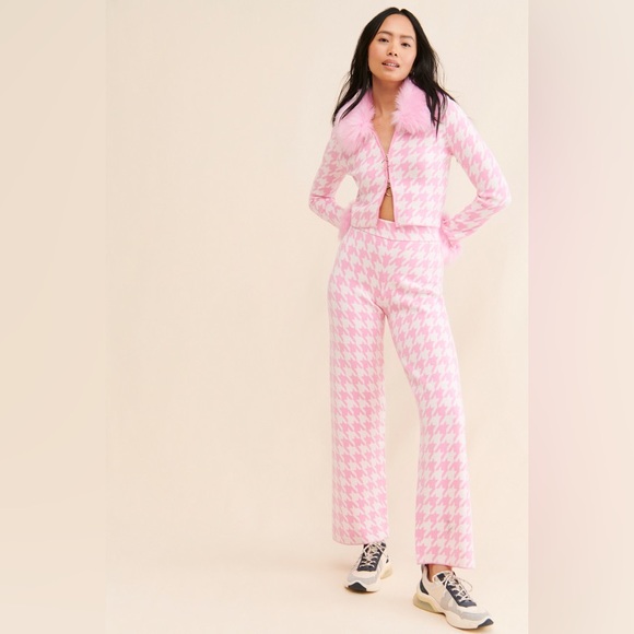Show Me Your MuMu Pink Houndstooth Wide Leg Pants - Picture 4 of 8